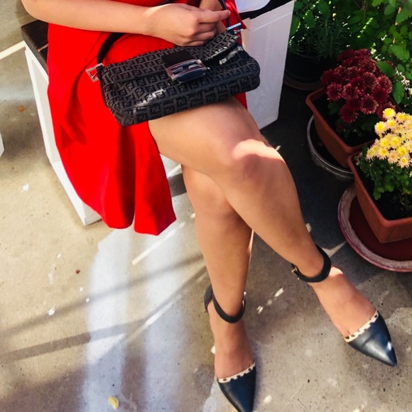 Authentic Fendi Side bag - Picture 9 of 13